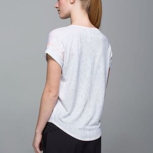 LULULEMON || Desert Snake White Tee!
